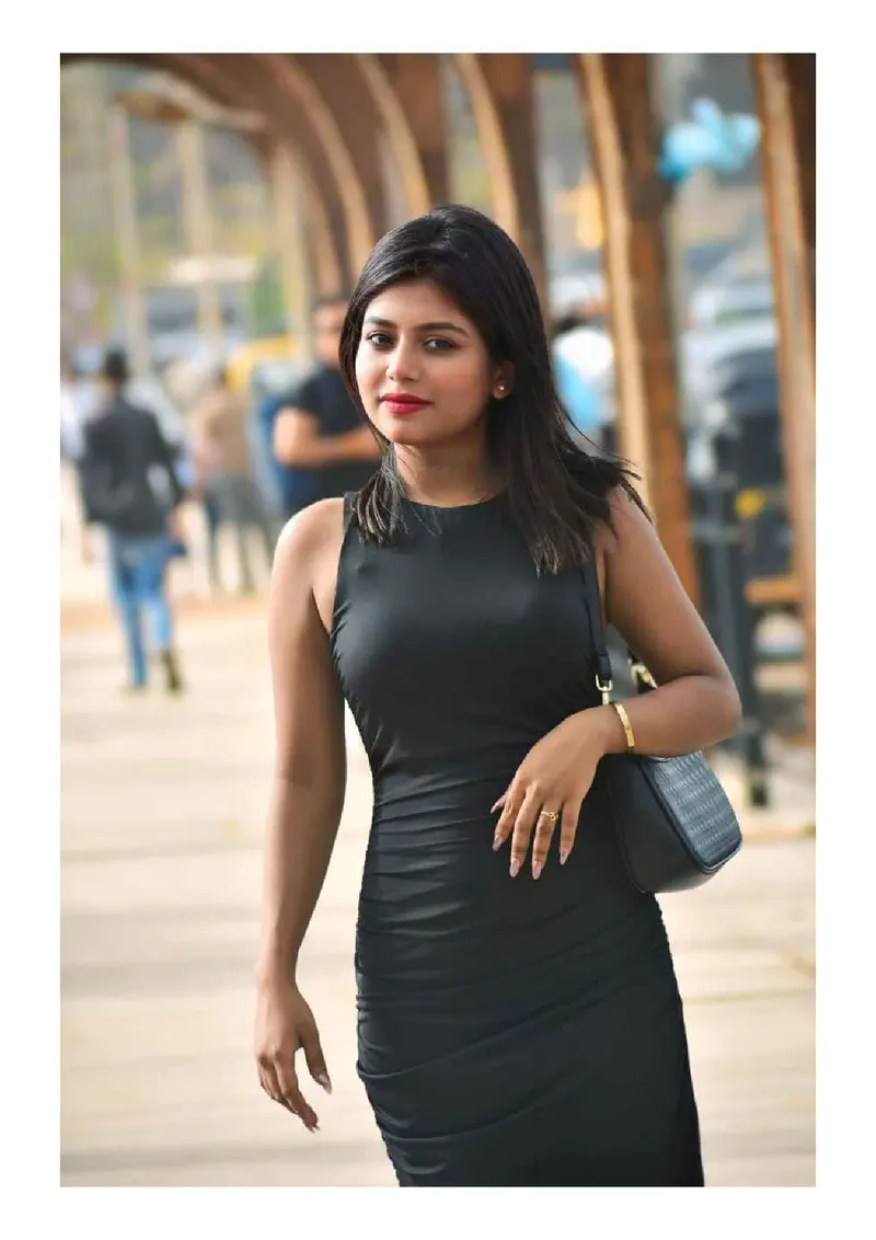 CABIN CREW GIRL SAMANTHA AVAILABLE photo 11