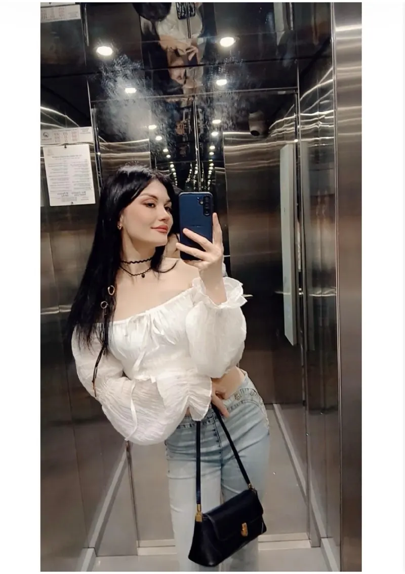 Eliyana😎❤️💋🔥...............foreigner high profile model photo 10