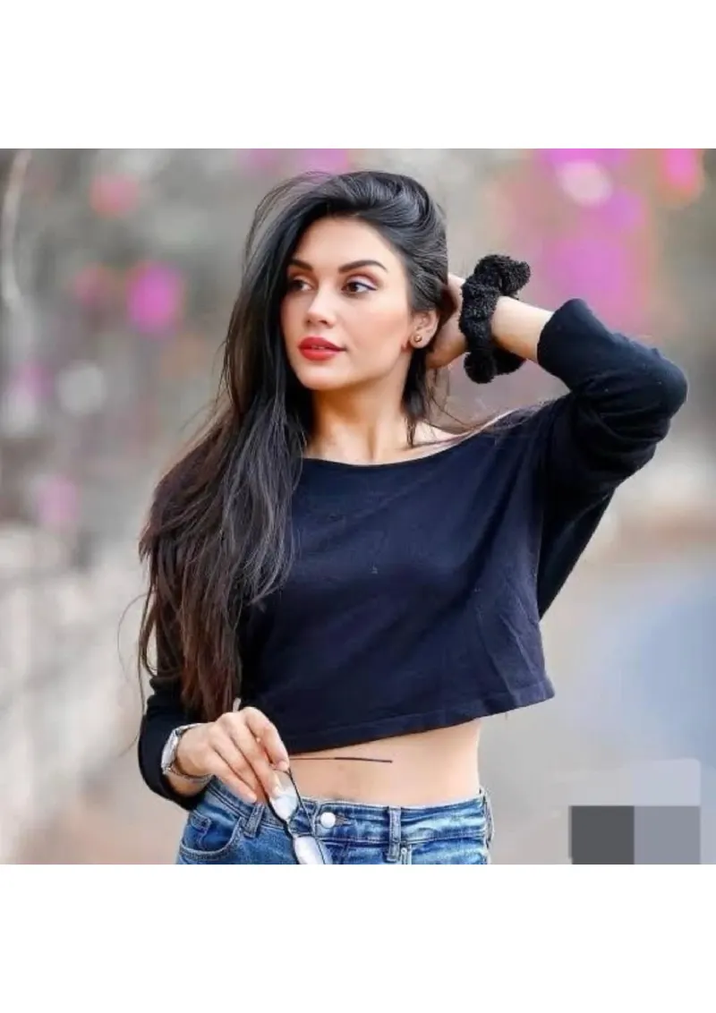 Eliyana😎❤️💋🔥...............foreigner high profile model photo 33
