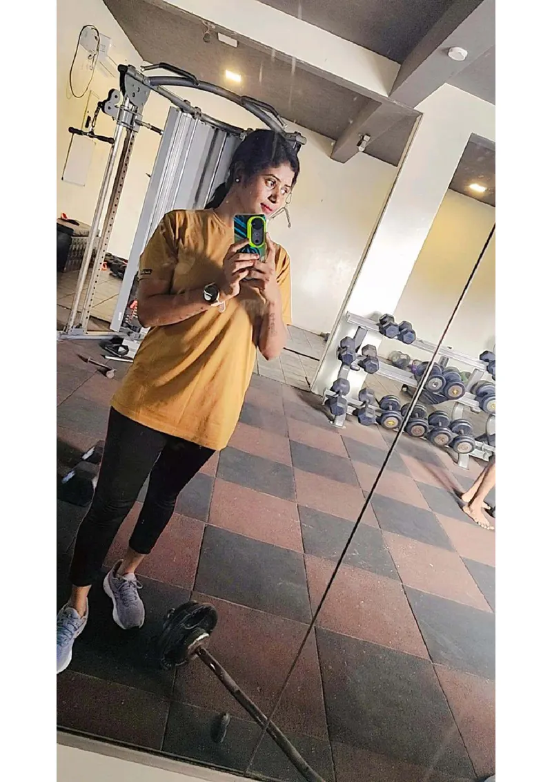 HANSIKA TAMIL COLLEGE STUDENT photo 6