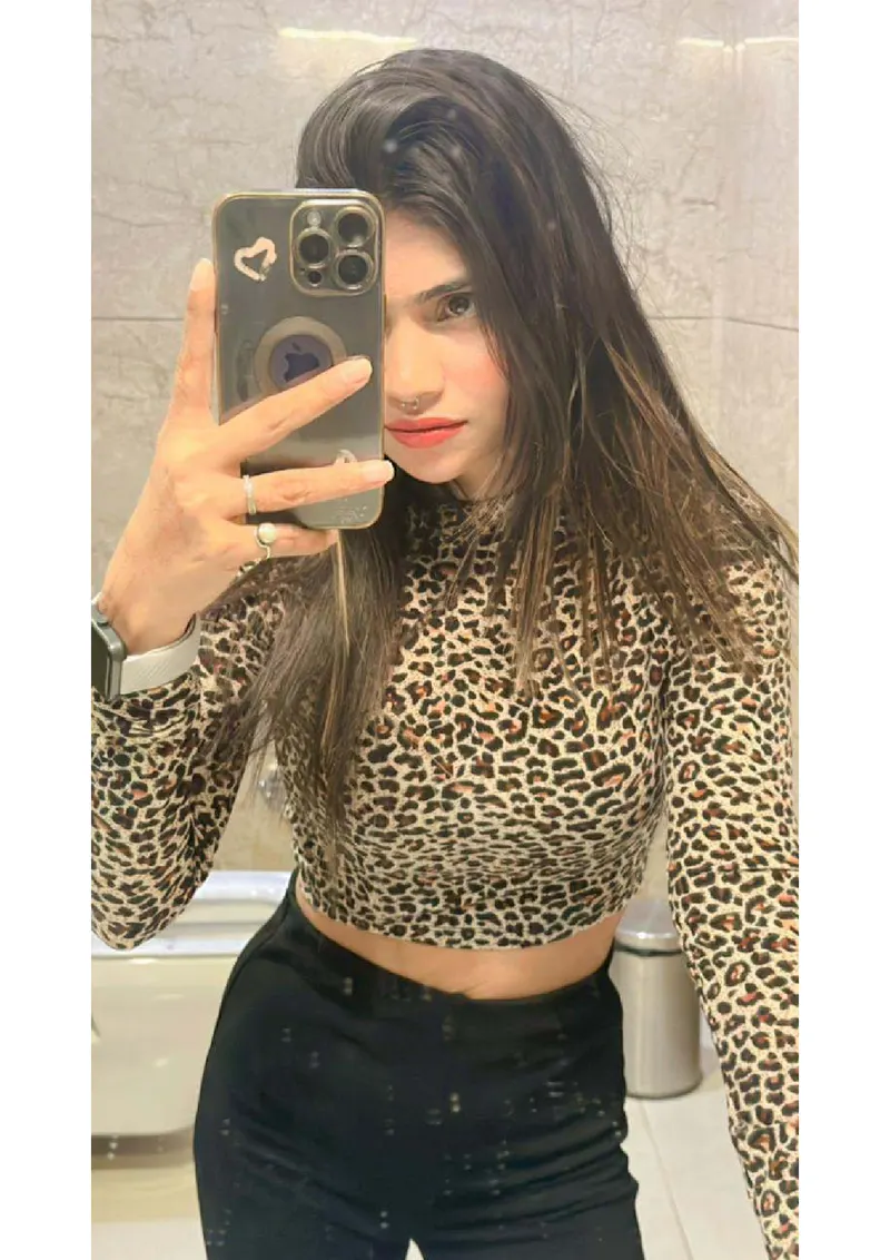 JANVI MUMBAI COLLEGE STUDENT photo 4