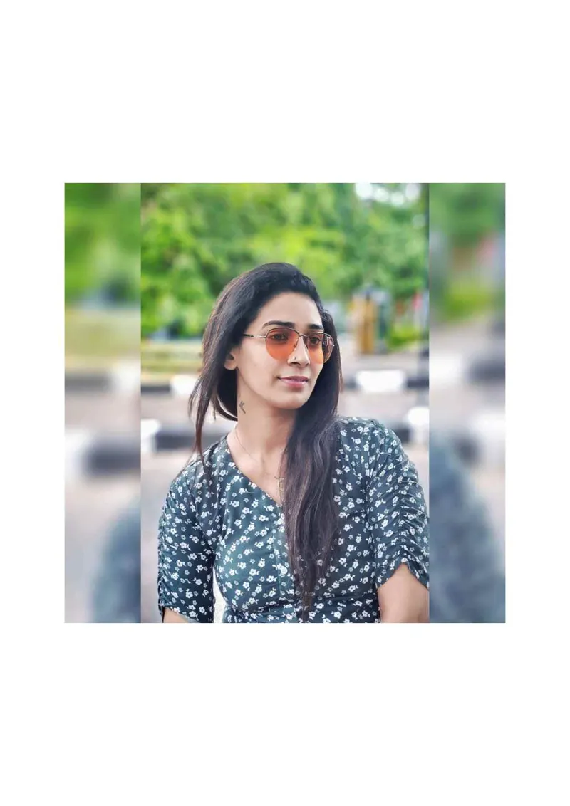 KERELA ARTIST PALLAVI AVAILABLE photo 5