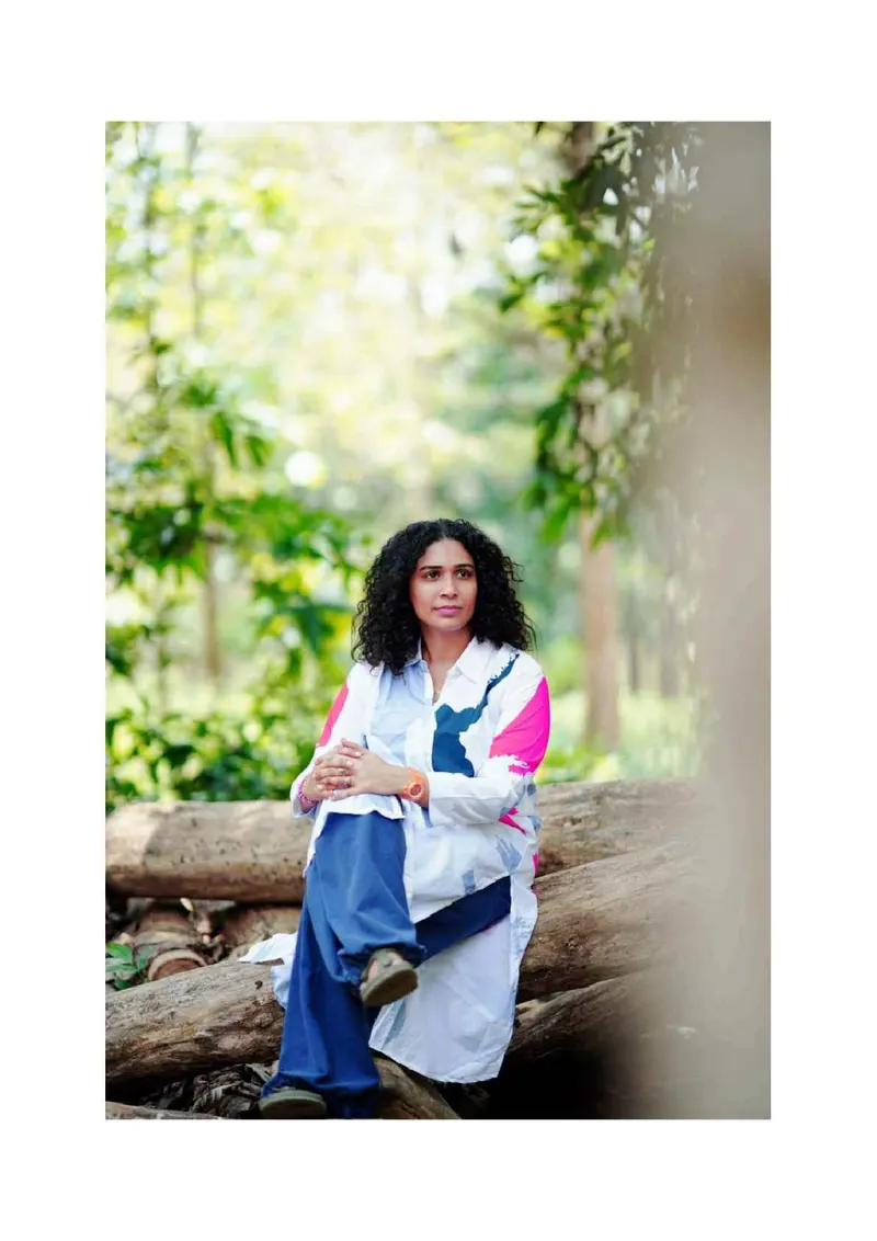 KERELA ARTIST PALLAVI AVAILABLE photo 8