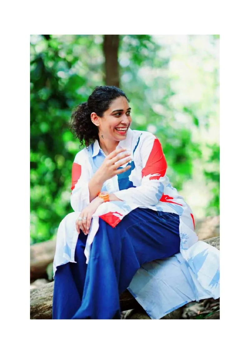 KERELA ARTIST PALLAVI AVAILABLE photo 11