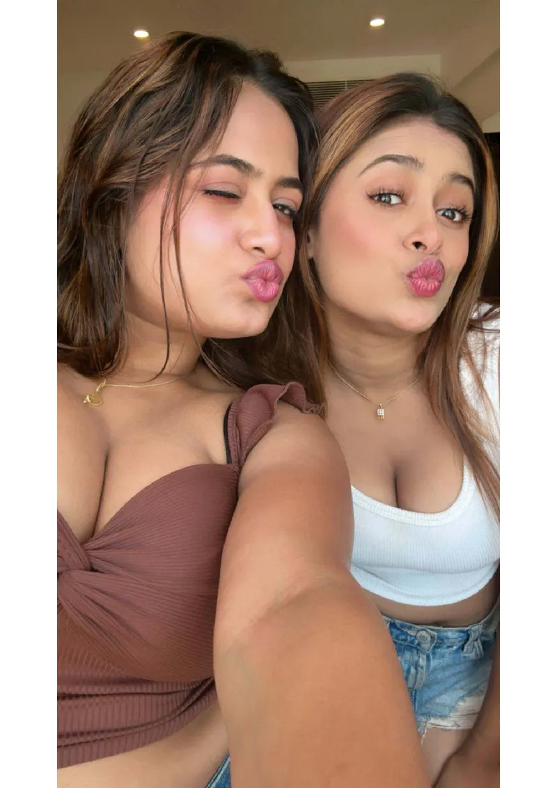 LAKME AND ULLU THREESOM photo 2