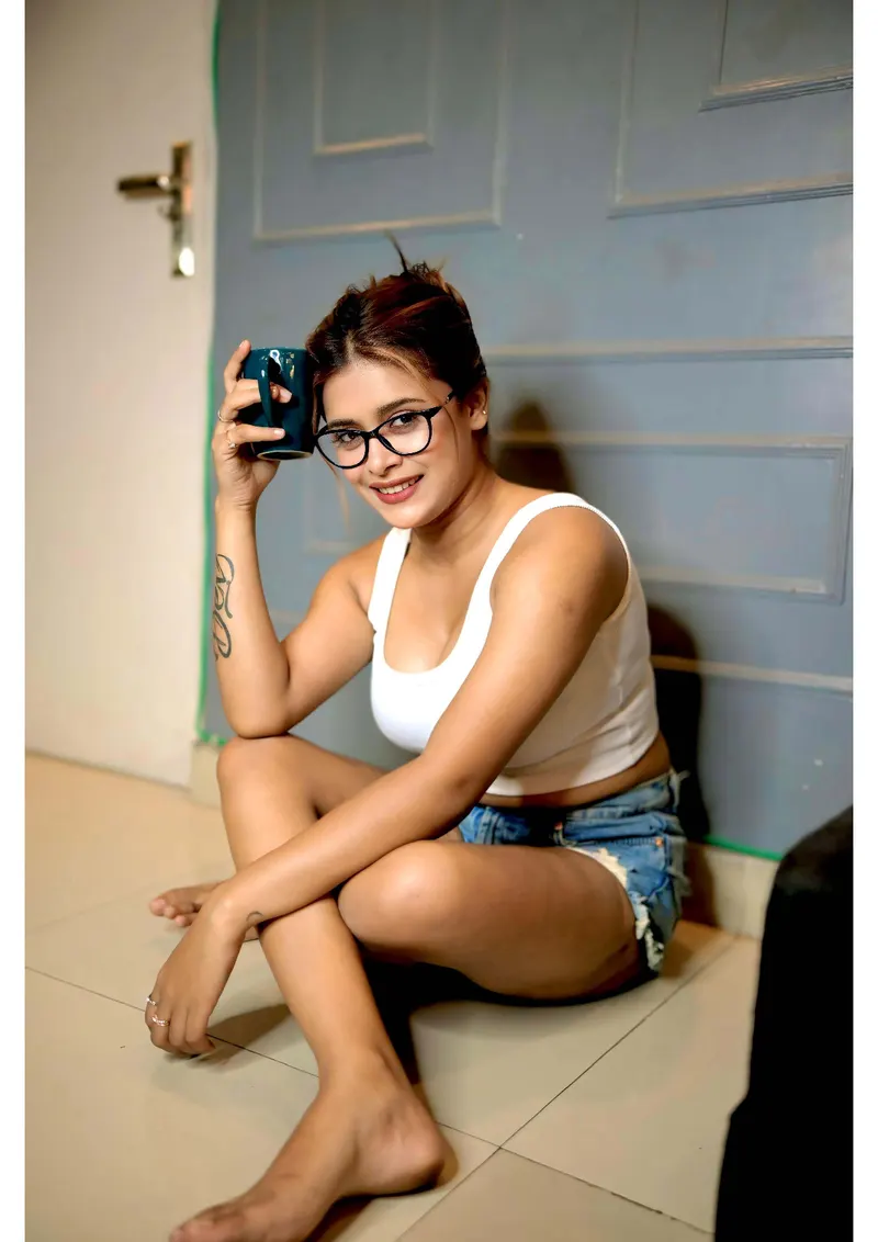 LAKMI TOP MODEL photo 7