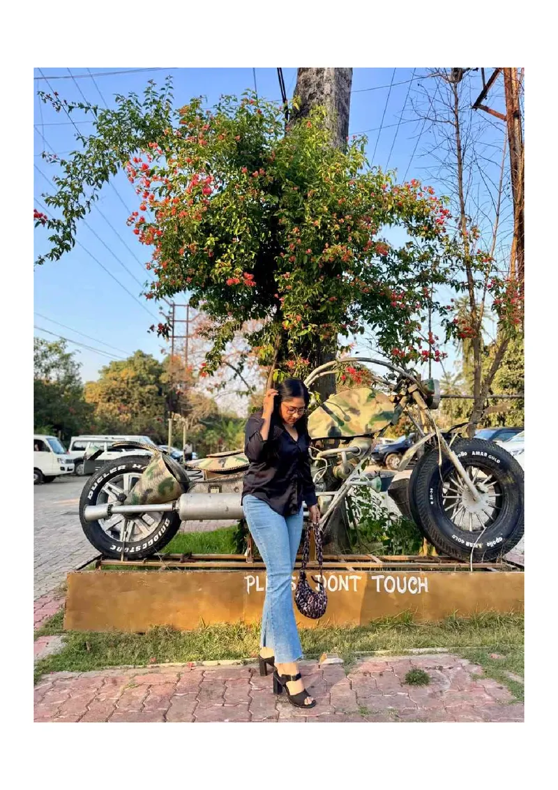 MILKY MODEL RAMYA AVAILABLE photo 8