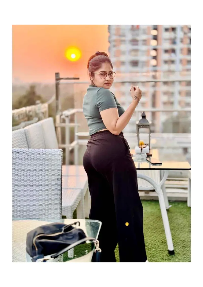MILKY MODEL RAMYA AVAILABLE photo 10