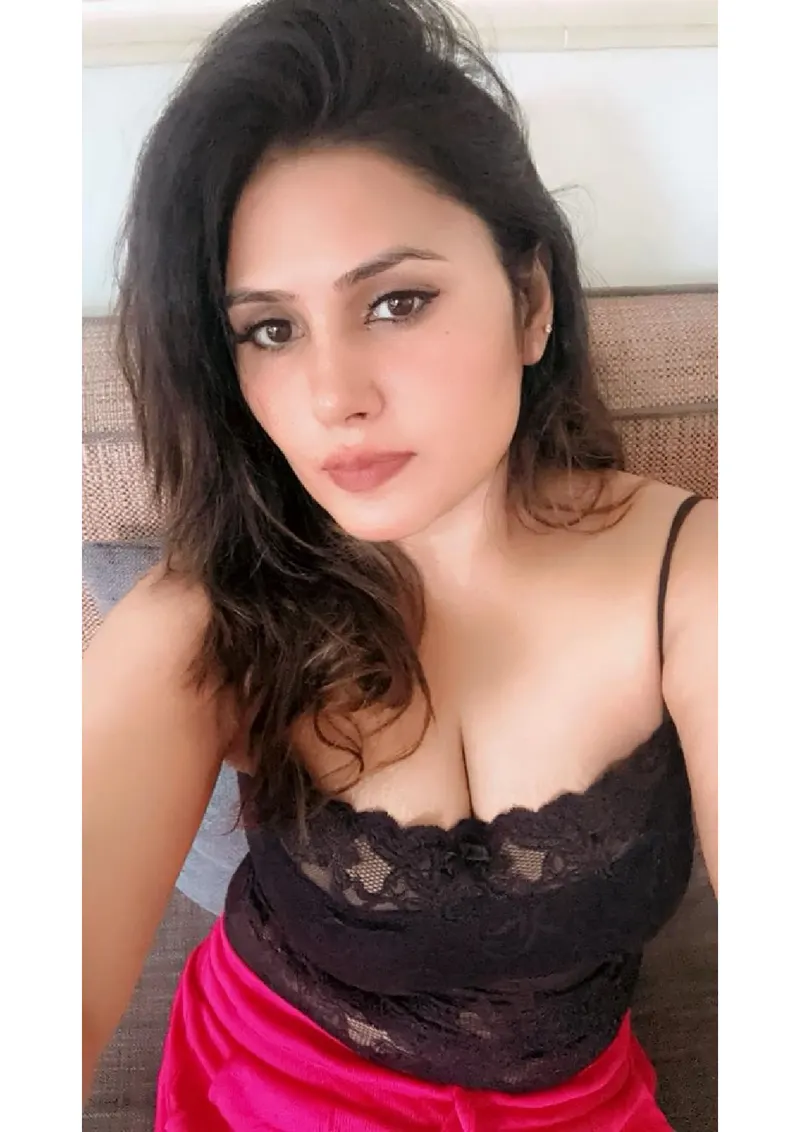 Naziaโค๏ธโ๐ฅ๐๐................. high profile Indian model photo 5