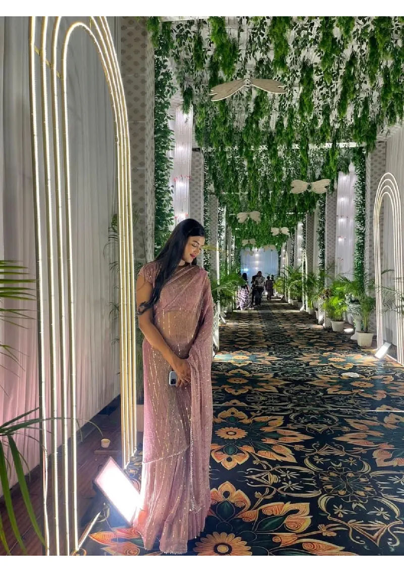 Nia ji .. — Model escort in Bangalore