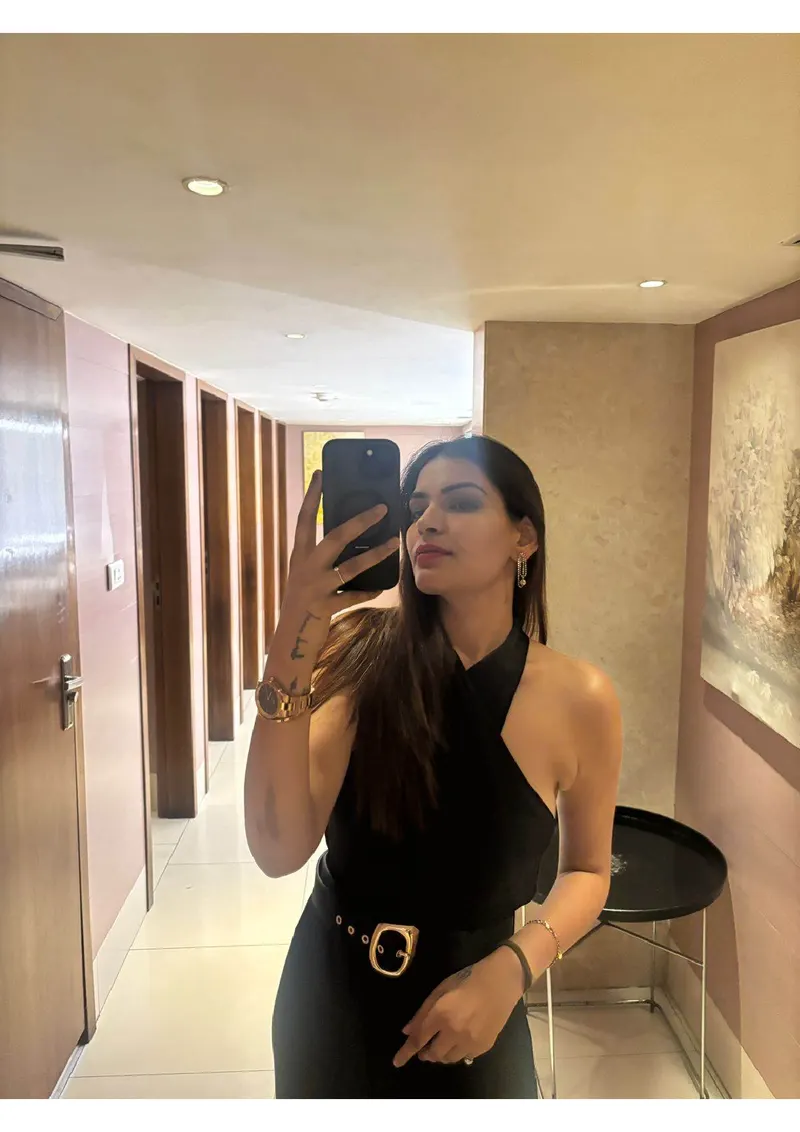 Nikki..D — Housewife escort in Bangalore