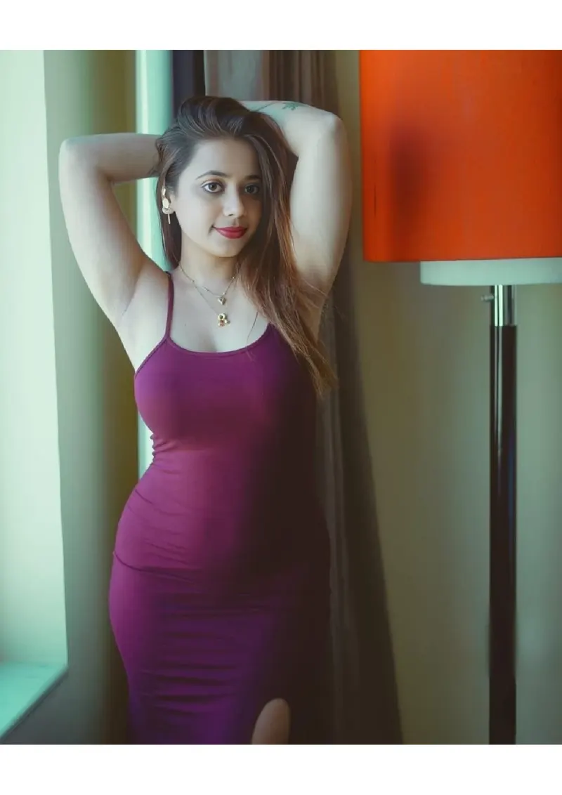 sangeeta π photo 2