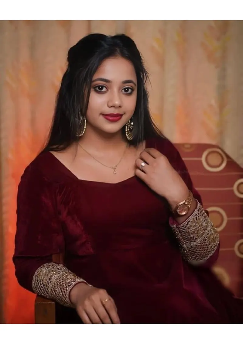 sangeeta π photo 5