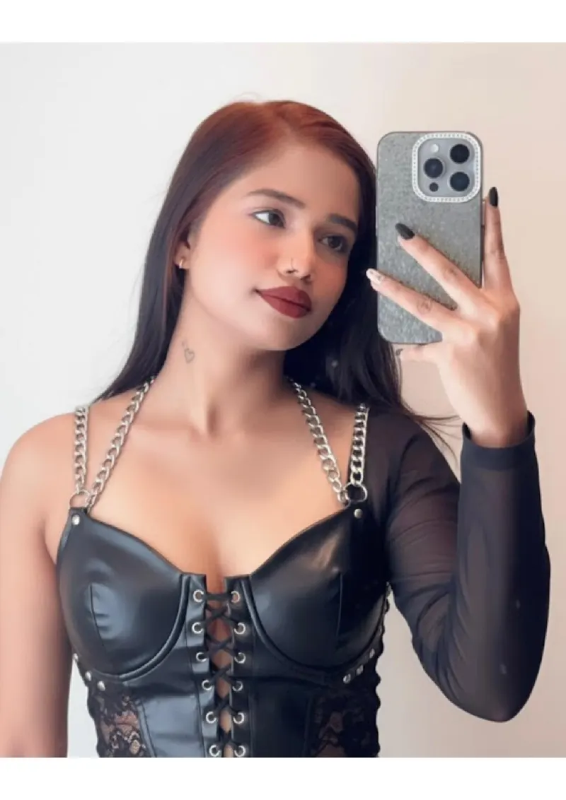 🥀🎒🥰Vanishaka college girl🥰🎒🥀 — VIP escort in Bangalore