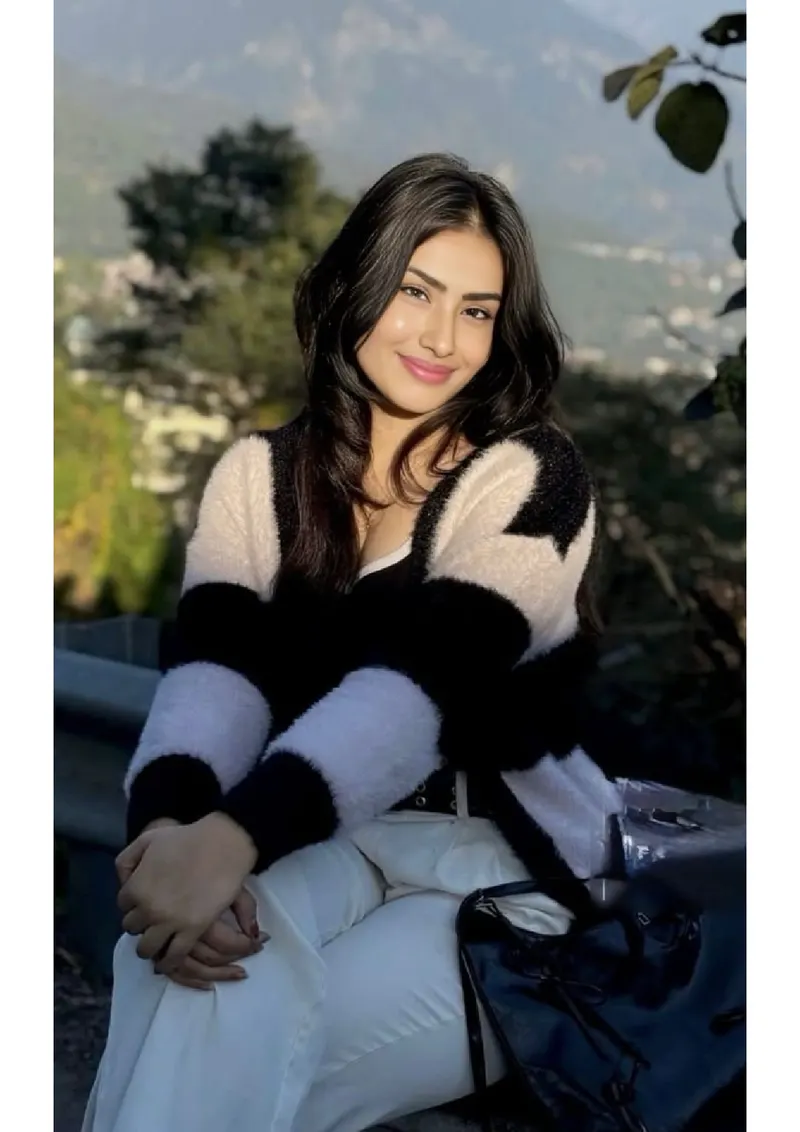 Zara🔥❤️🌹😘............Young foreigner high profile model photo 5